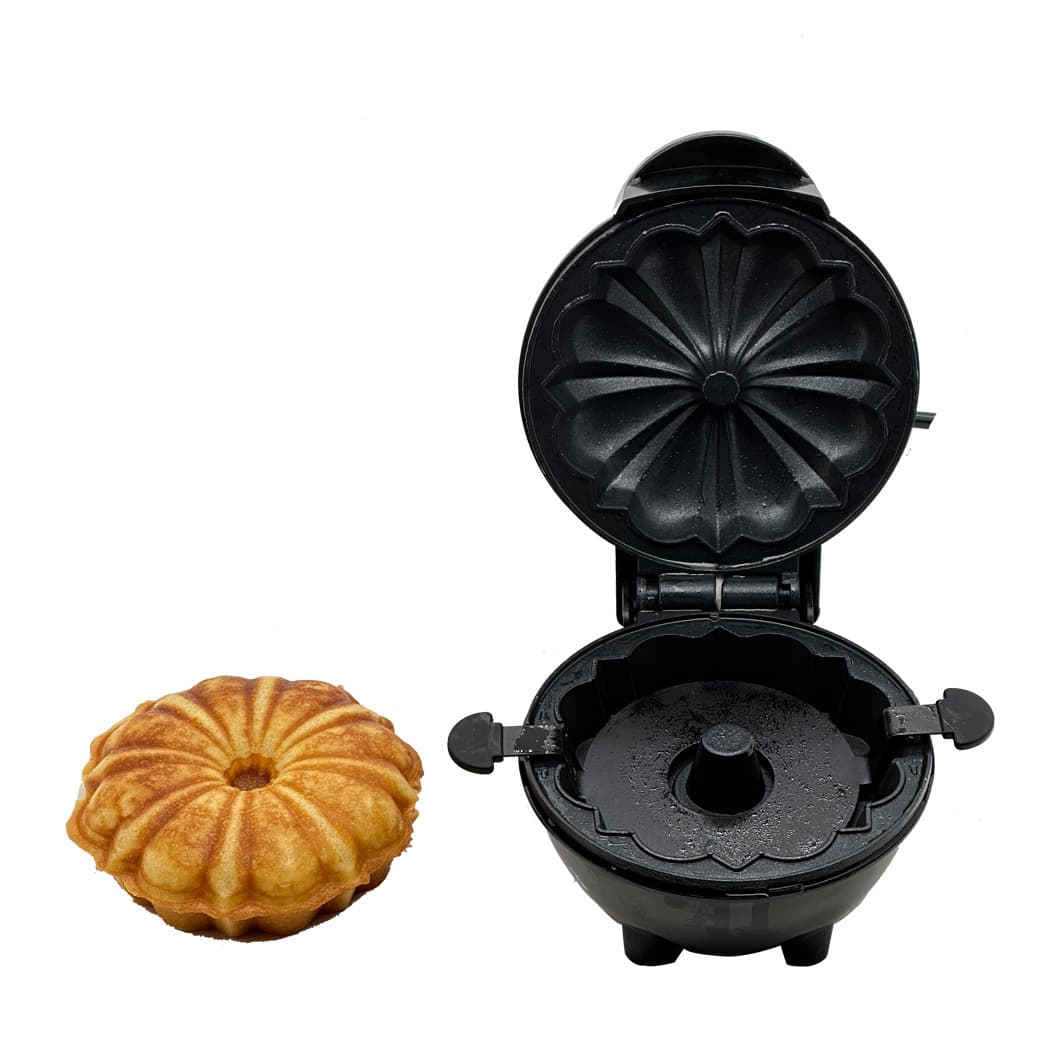 Mini Moule à Gâteau Bundt Électrique — Pâtisseries Express 3